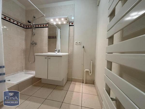 Appartement à louer 2 pièces 40.71m² Saint-Nazaire (44600)