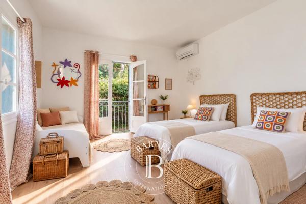 Grimaud, Maison 4 Chambres -  280 m² à vendre