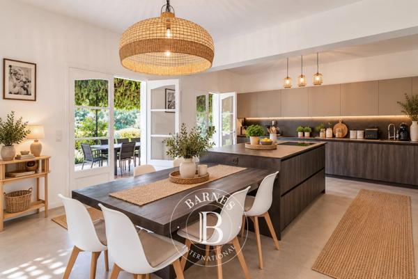 Grimaud, Maison 4 Chambres -  280 m² à vendre