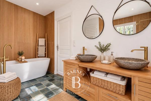 Grimaud, Maison 4 Chambres -  280 m² à vendre