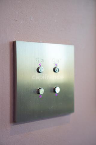 Propriété contemporaine de 228 m² sur un terrain clos de 2989m² avec piscine à 10 minutes de Saumur et 40 m' d'Angers