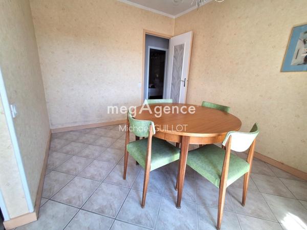 Appartement à BOURG-EN-BRESSE, 01000 - 4 pièces 75m²