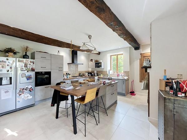 Maison à vendre 274 000 € Tonneins 6 p 240 m² DPE B