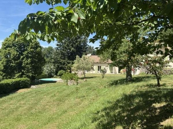 Vente / Ensemble de 2 maisons