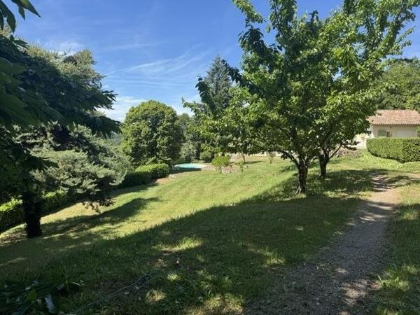 Vente / Ensemble de 2 maisons