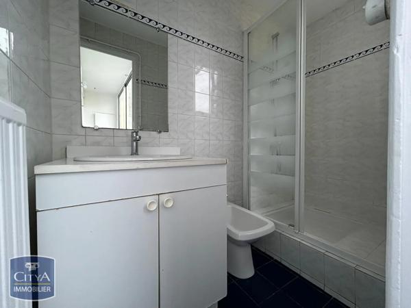 Appartement à louer 2 pièces 38.55m² Pau (64000)