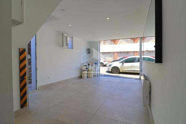 Maison T3 rénovée - Terrasse 9 m² - Garage 18 m² - Marseille 13010