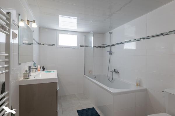 Maison à vendre 293 216 € Saintes 6 p 140 m² DPE C