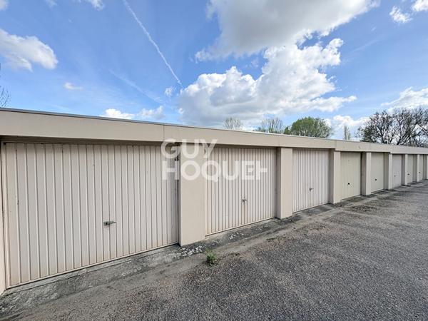 Garage / Box à Saint-Aubin-lès-Elbeuf  - 76410