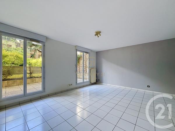 Appartement F2 à vendre  2 pièces - 49,04 m 2   LYON  - 69008