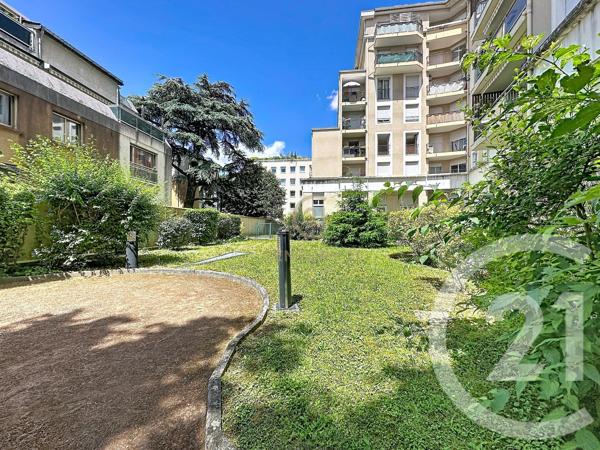 Appartement F2 à vendre  2 pièces - 49,04 m 2   LYON  - 69008