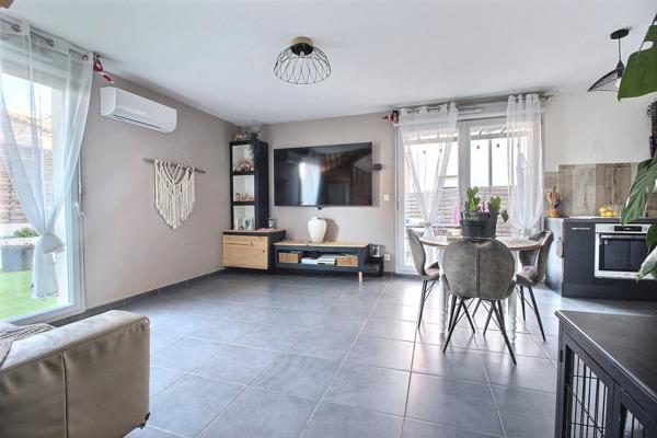 Marignane - À vendre Maison de type 3 - Le Taulet - Avec 2 places de stationnement privatives