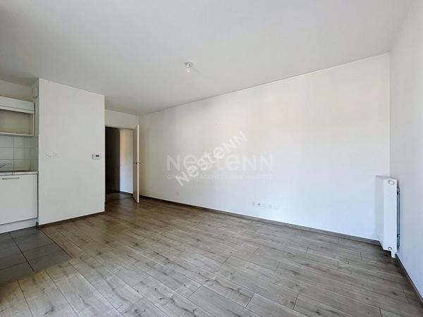 Appartement T3 à louer - Nantes Pont du Cens - 2 chambres, balcon - stationnement.