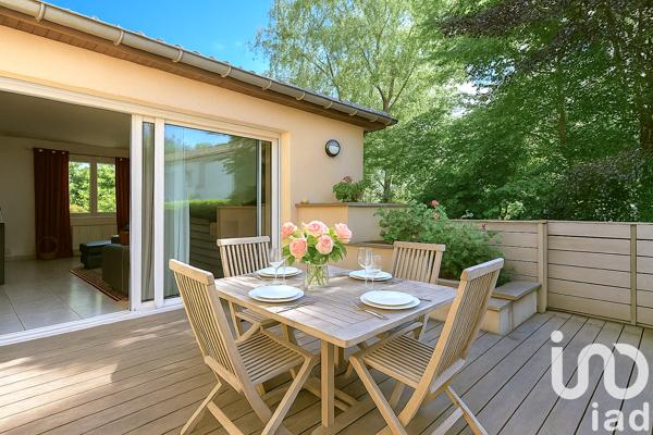 House for sale 8 rooms 188 m² Rueil-Malmaison