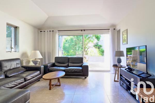 House for sale 8 rooms 188 m² Rueil-Malmaison