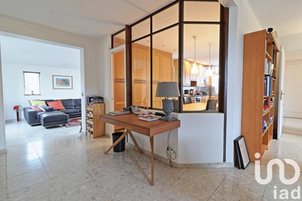 House for sale 8 rooms 188 m² Rueil-Malmaison