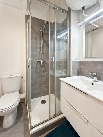 Marseille (13005) T2 lumineux – Bon état – Proximité Hôpital Timone / Tramway