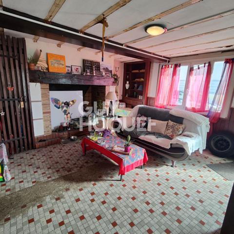 Maison de ville de 140 m2, 3 chambres et dependance 100m²