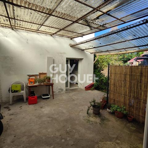 Maison de ville de 140 m2, 3 chambres et dependance 100m²