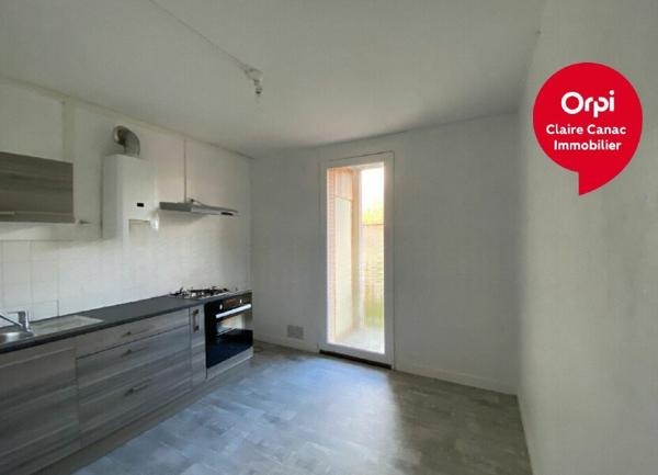 Appartement à louer    3 pièces •  Castres