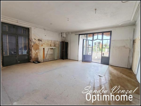 LOCAL/BUREAU COMMERCIAL À VENDRE – VOLONNE (04290)