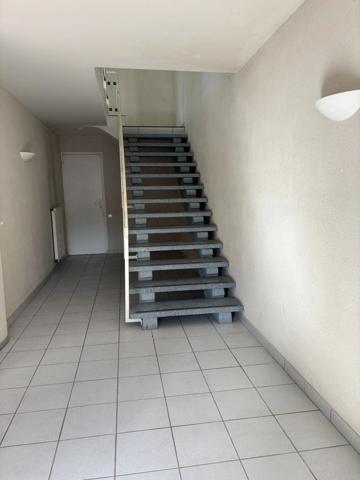 LA TURBALLE - MAISON DE VILLE - CENTRE VILLE - TOUT A PIED - GRAND GARAGE - ESPACE DE STOCKAGE