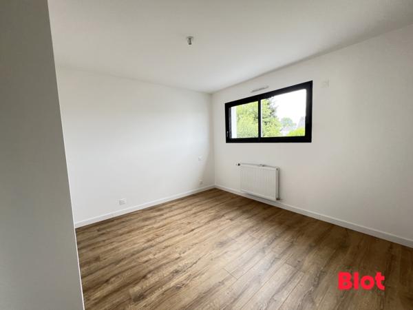 Maison 6 pièce(s)