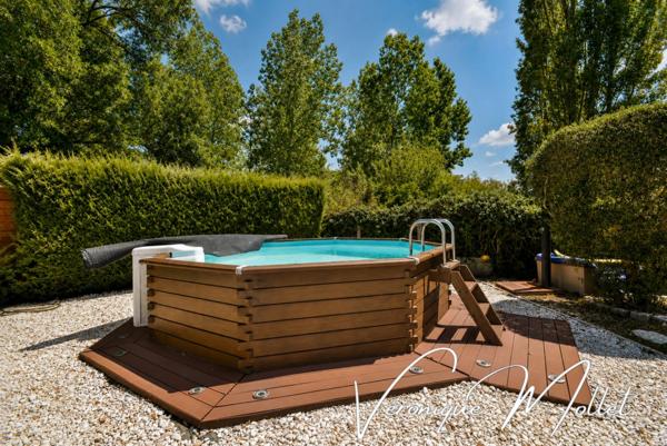 SAINTE-EULALIE – PLAIN-PIED, 3 CHAMBRES, BUREAU, PISCINE ET DOUBLE GARAGE