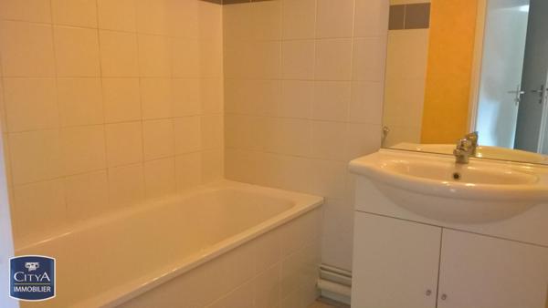 Appartement à louer 2 pièces 49.06m²