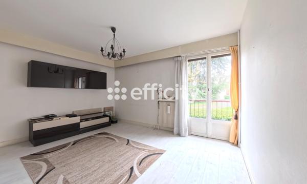 Appartement
         2 pièces
        - 54 m² 238 500 € *