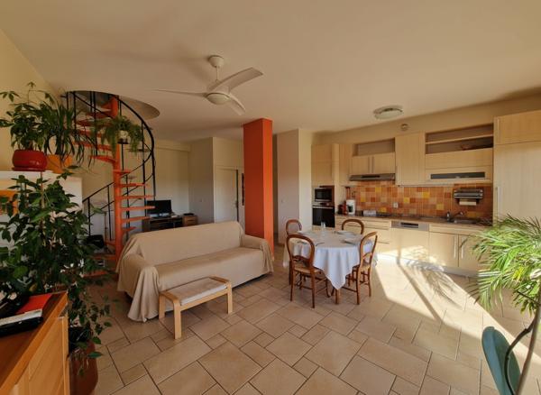 APPARTEMENT DE TYPE 3 PIÈCES