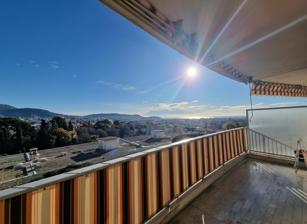 APPARTEMENT DE TYPE 3 PIÈCES