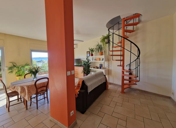 APPARTEMENT DE TYPE 3 PIÈCES