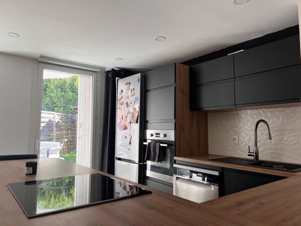 Appartement à SAINT-MARTIN-D'HERES, 38400 - 3 pièces 66m²