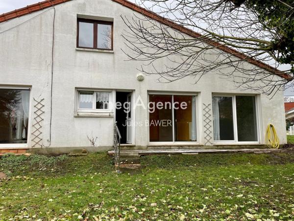 Maison à NOEUX-LES-MINES, 62290 - 6 pièces 180m²