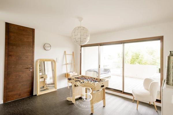 Mérignac, Maison 4 Chambres -  220 m² à vendre