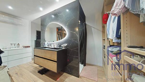 Maison 6 pièces                                        - 42390 Villars Réf : 2651-CIFVFOREZVELAY