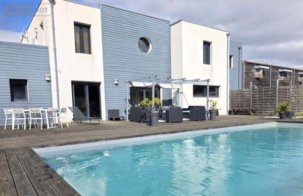 Maison à vendre à Sainte-Soulle en Charente-Maritime (17220), ref : VD/607