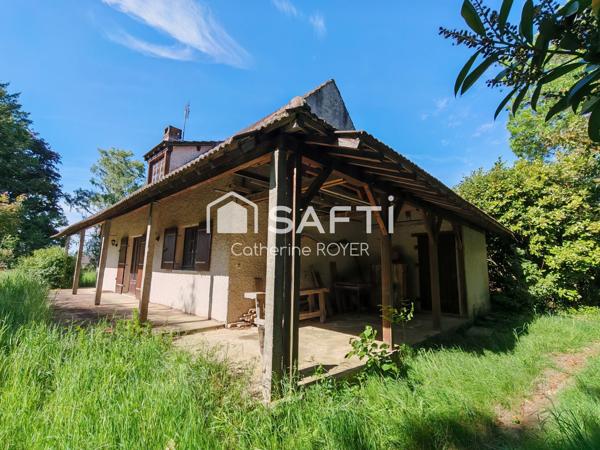 Maison ancienne rénovée sur 20000 m² de terrain
