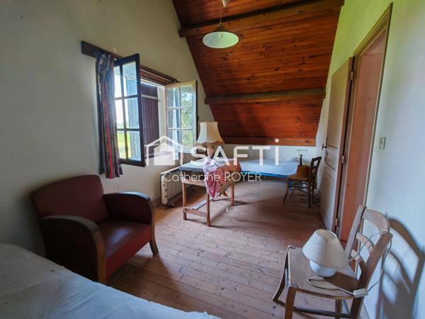 Maison ancienne rénovée sur 20000 m² de terrain