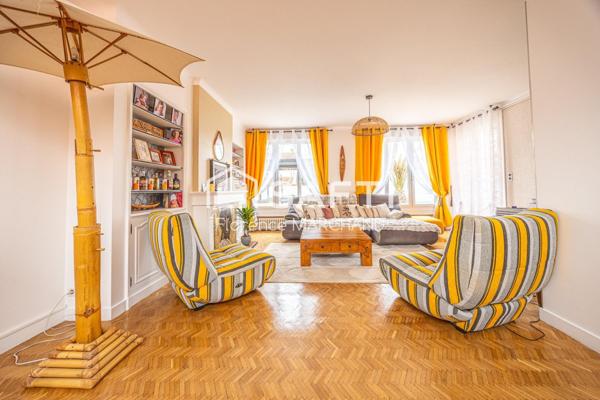 SUPERBE MAISON 4 CH GARAGE JARDIN PISCINE SPA