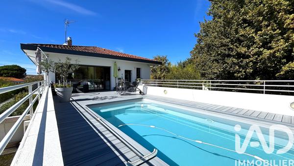 Maison à vendre 8 pièces 226 m² Gradignan