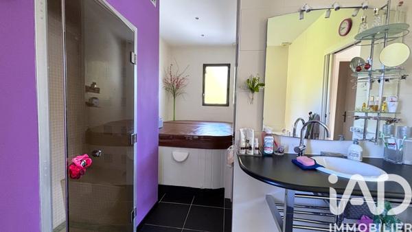 Maison à vendre 8 pièces 226 m² Gradignan