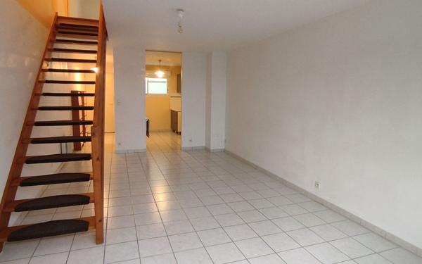 Appartement à vendre    3 pièces • 68 m2 Saintes