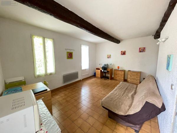 Studio à vendre à Manosque dans les Alpes-de-Haute-Provence (04100), ref : 025/1835