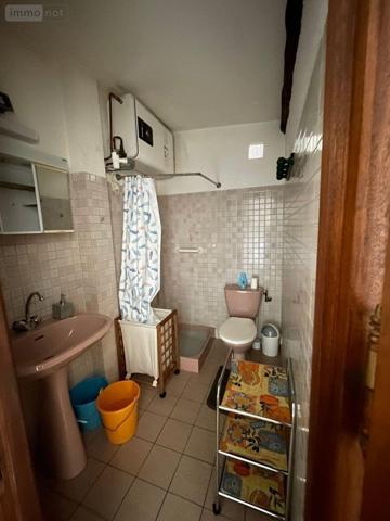 Studio à vendre à Manosque dans les Alpes-de-Haute-Provence (04100), ref : 025/1835