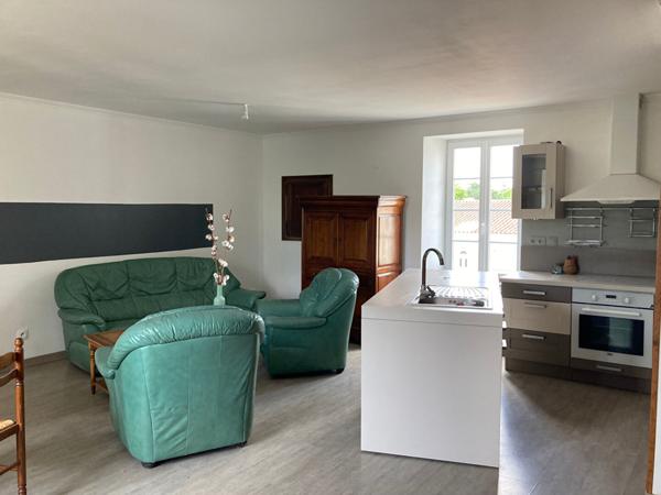 Appartement 3 pièces en location à FONTAINES