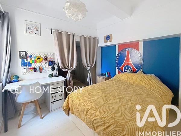 Maison à vendre 5 pièces 141,77 m² Solliès-Toucas