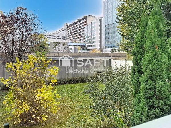 IMMEUBLE RÉCENT - BALCON - AUCUN TRAVAUX