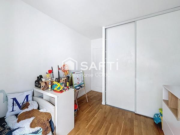 IMMEUBLE RÉCENT - BALCON - AUCUN TRAVAUX